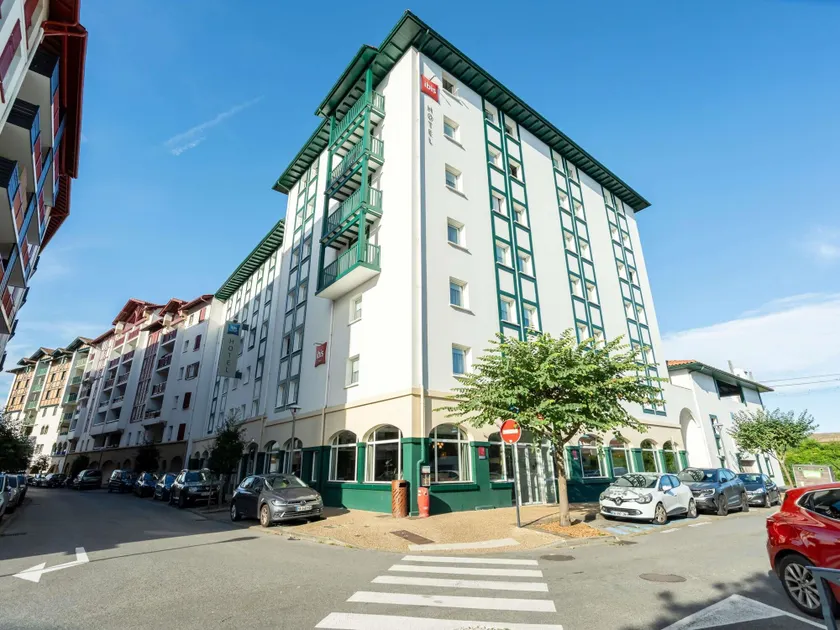 ibis Ciboure Saint Jean de Luz - Image 1
