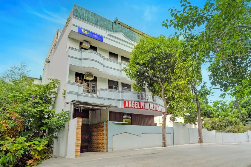 Fabhotel Angel Pink Residency - Image 1