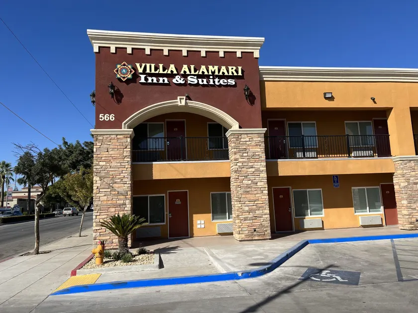 Villa Alamari Inn and Suites - Image 1
