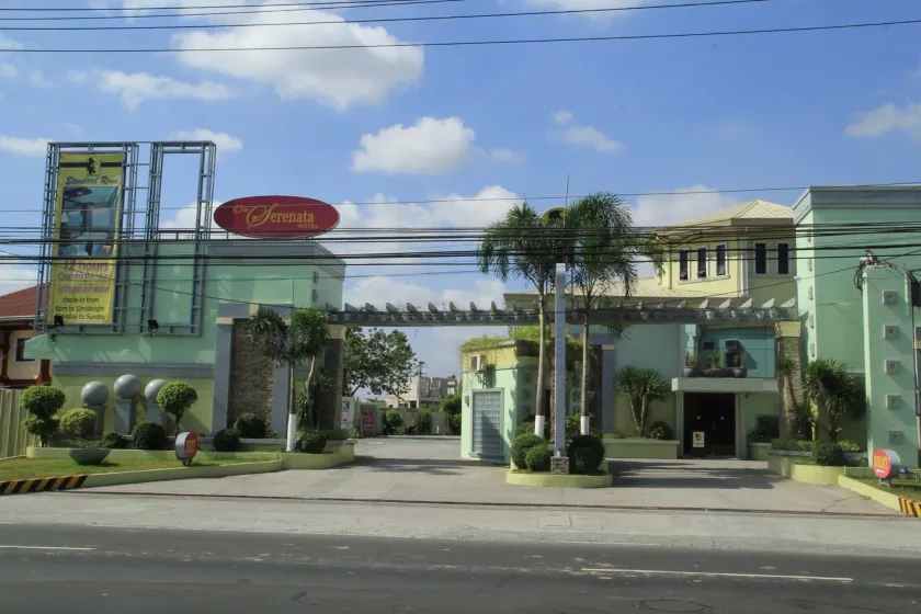 One Serenata Hotel Bacoor - Image 1