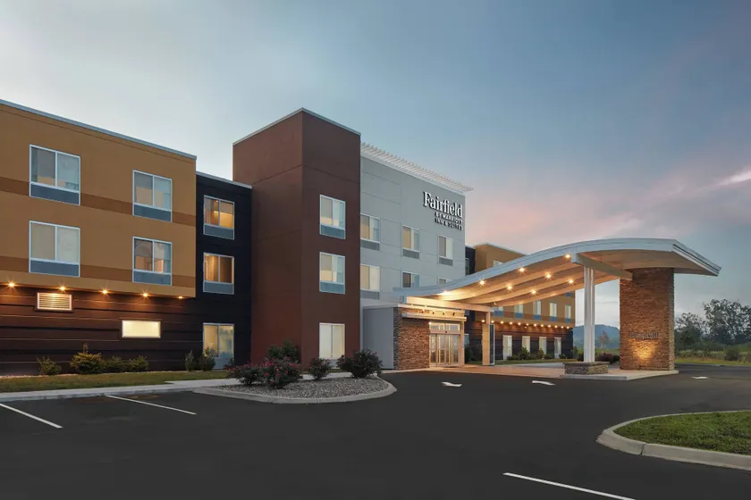 Fairfield Inn & Suites Louisville New Albany IN - Image 1