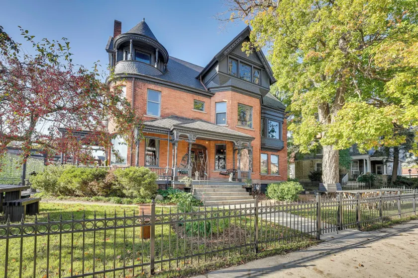 Stunning Historic Home w/ Original Features! - Image 1