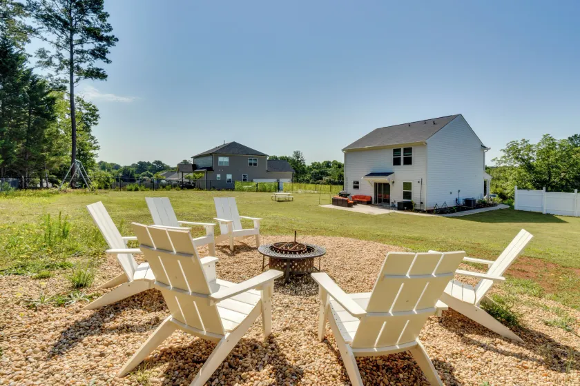 < 1 Mi to Lake Hartwell! Home w/ Pet-friendly Yard - Image 1
