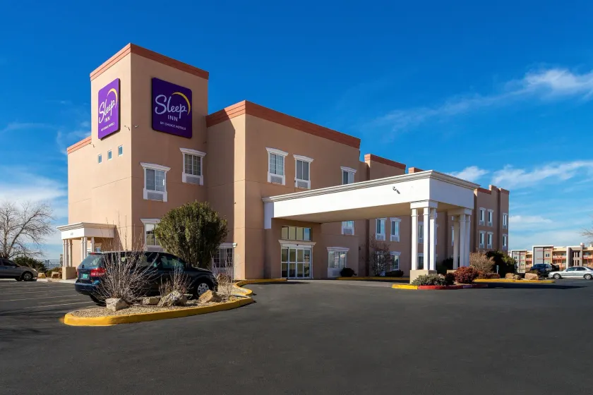 Sleep Inn University - Image 1