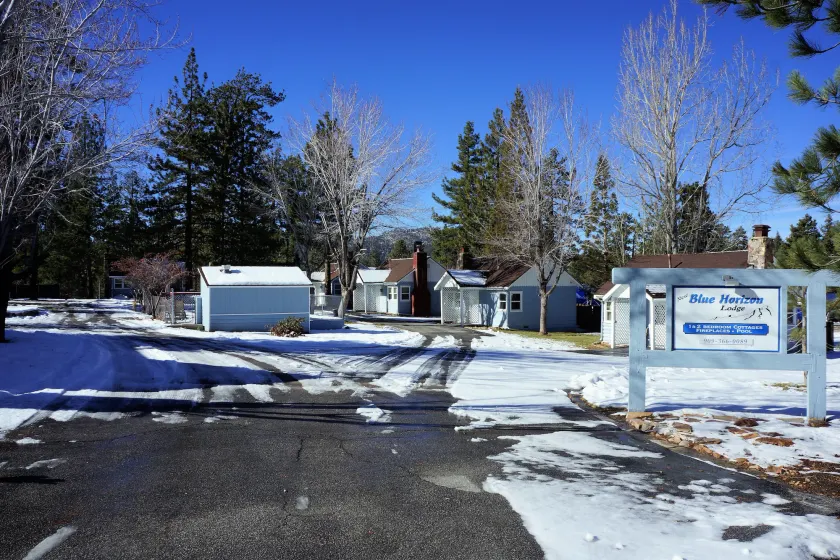 Blue Horizon Lodge - Image 1