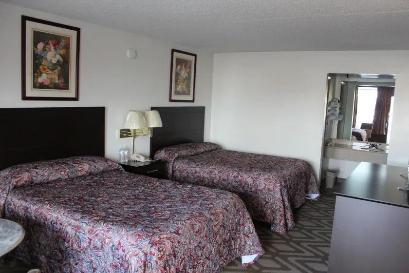 Tourway Inn - Image 1