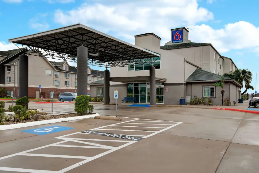 Motel 6-Pharr, TX - Image 1