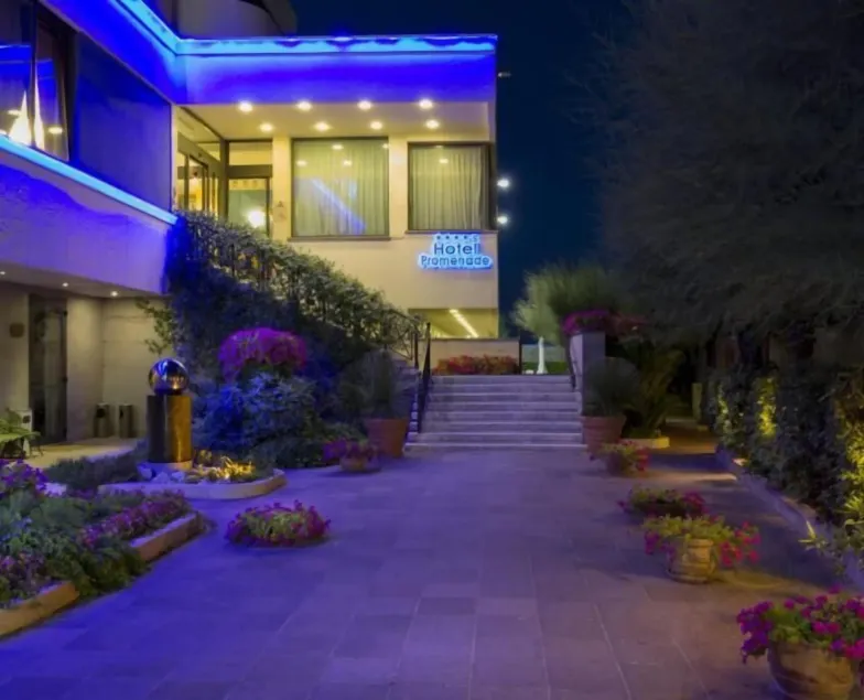 Hotel Promenade - Image 1