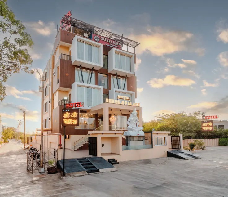 Travinities Hotel Shree Ji Palace - Image 1