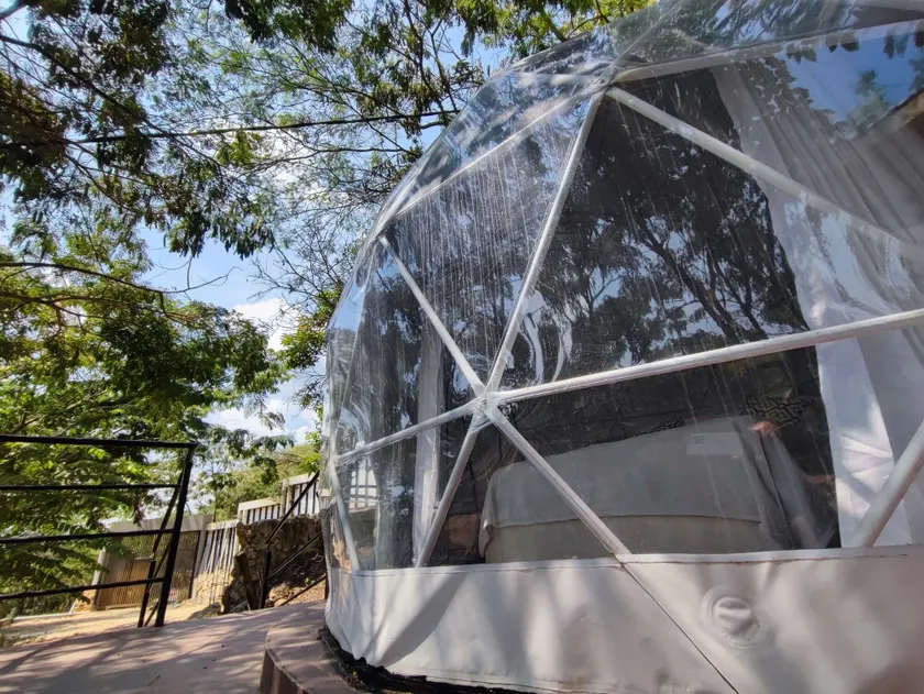 Glamping romantico en Vista Hermosa disfruta de la naturaleza en un ambiente privado y acogedor - Image 1