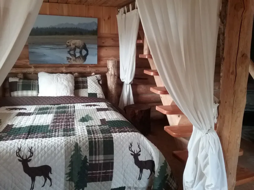 Eagle Bear Lodge - Image 1