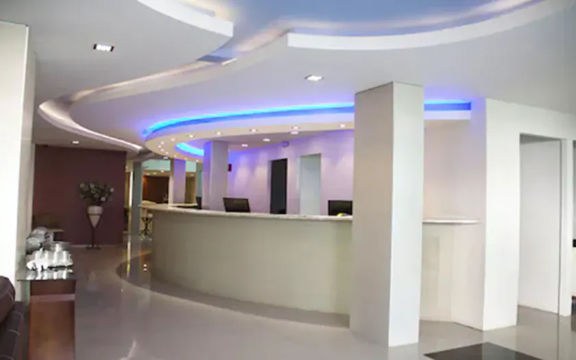 Emirates Hotel & Suites - Image 1