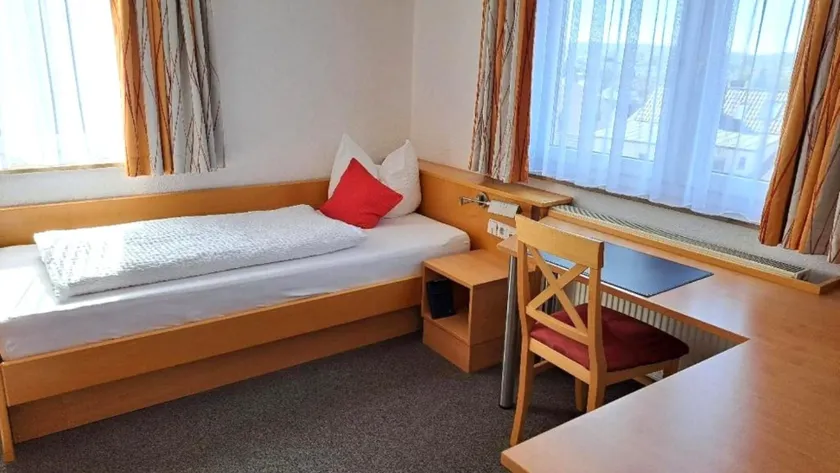 City Hotel - Image 1