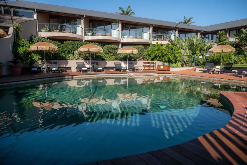 Beach Hotel Resort - Image 1