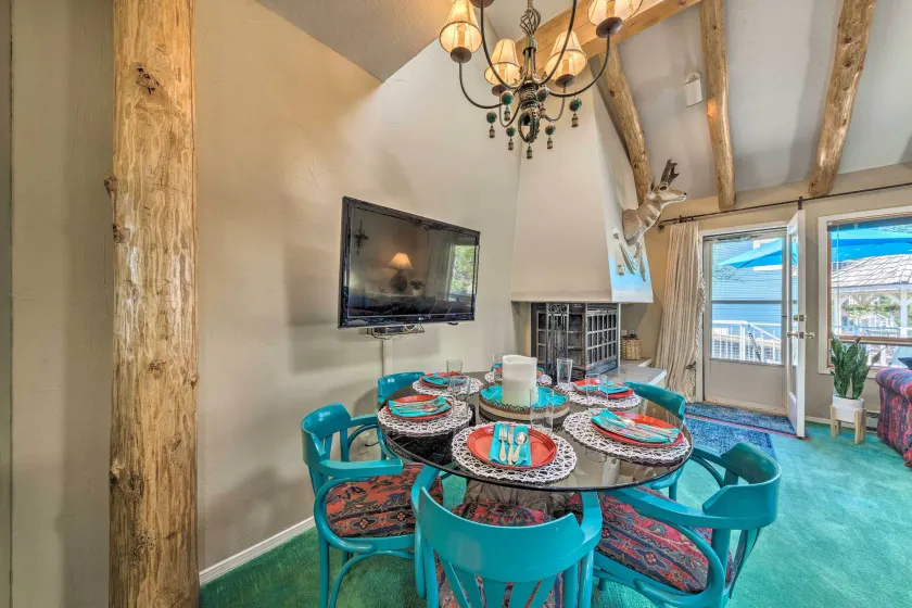 Eclectic Home w/ Deck: 4 Miles to Ski Cloudcroft! - Interior