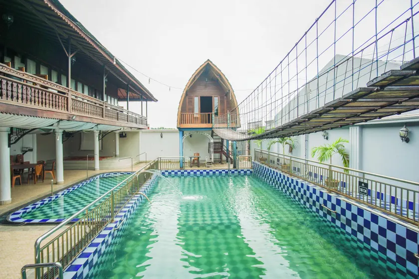 Townhouse Oak Ilir Timur I Near Ptc Mall - Image 1