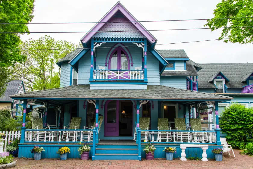 Narragansett House - Image 1