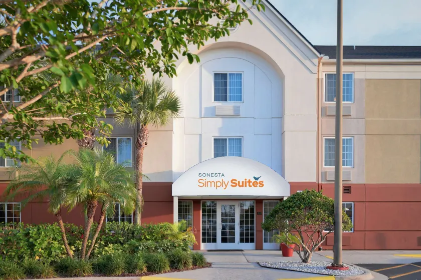 Sonesta Simply Suites Clearwater St Petersburg - Image 1
