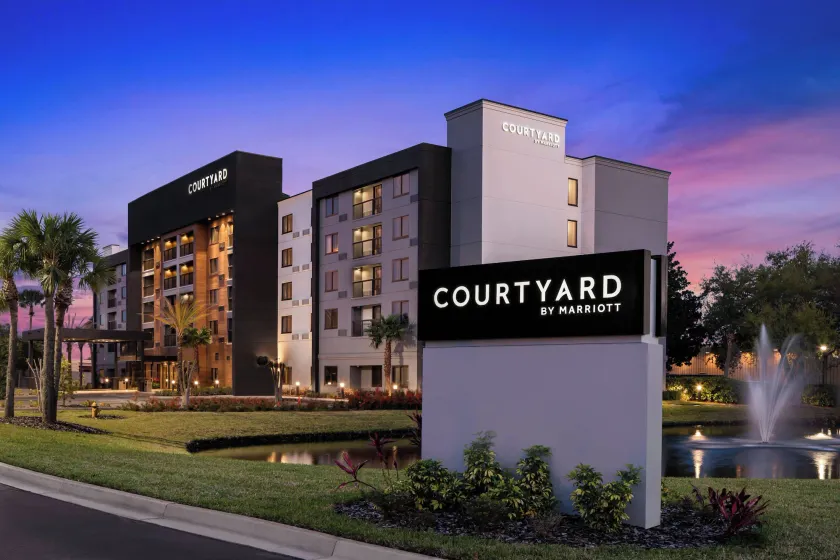 Courtyard Jacksonville Butler Boulevard - Image 1