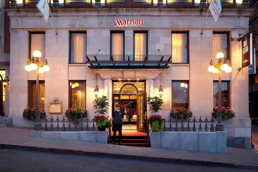Marriott Quebec City Downtown - Image 1