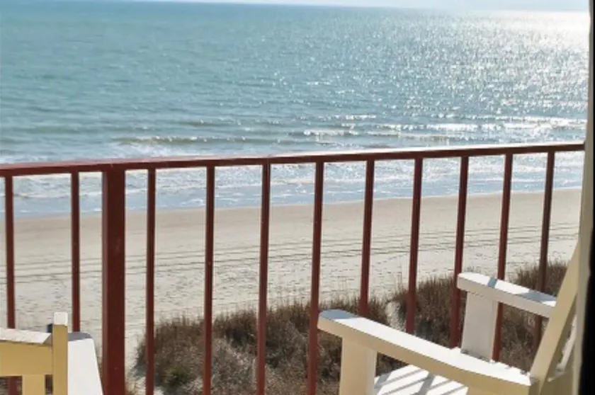 Gazebo Inn Oceanfront - Image 1