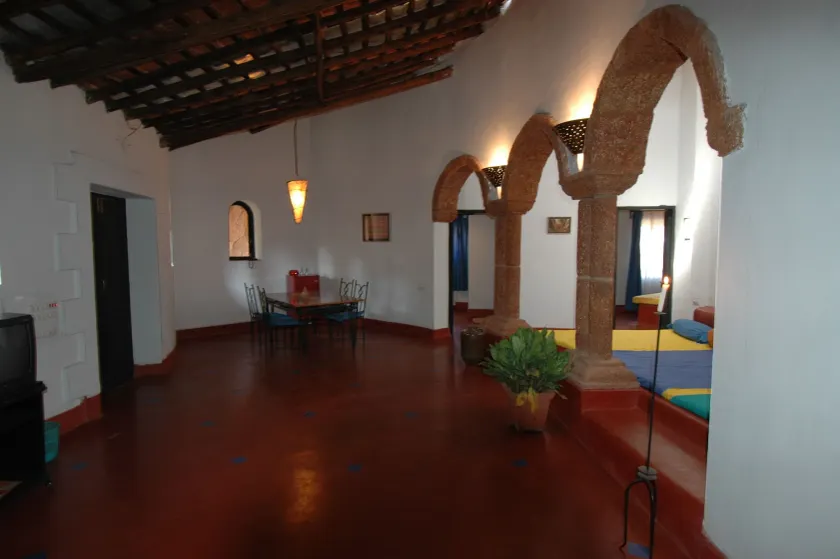 Hotel Laguna Anjuna, Goa - Image 1