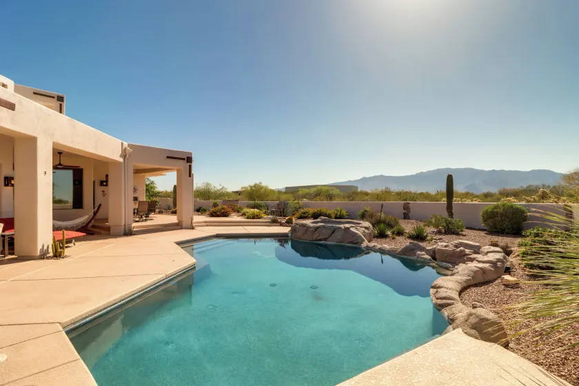 Oro Valley Airpark Estate w/ Pool & Mtn Views - Image 1