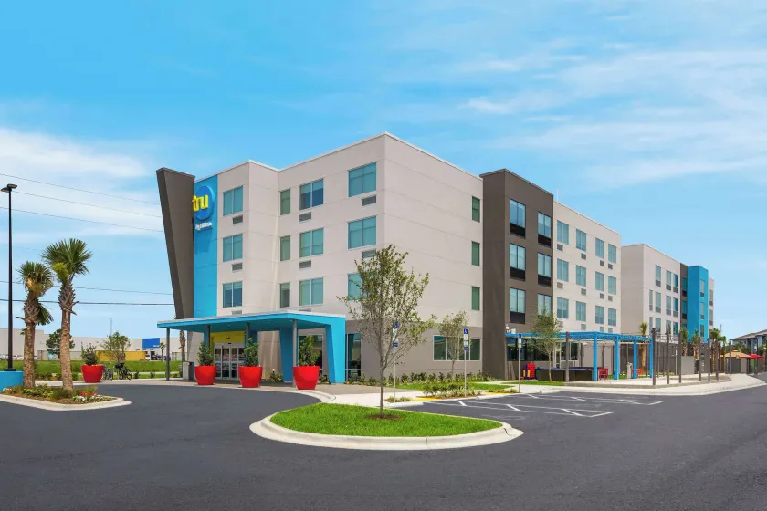 Tru By Hilton Destin - Image 1