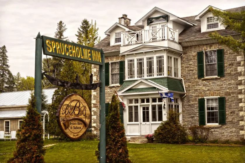 Spruceholme Inn - Image 1