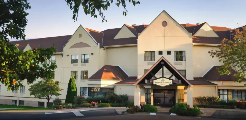 Branson Hillside Hotel - Image 1