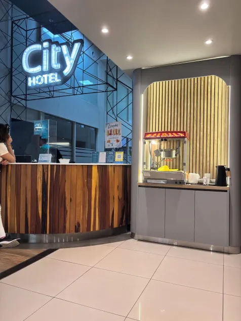 HOTEL CITY - Image 1