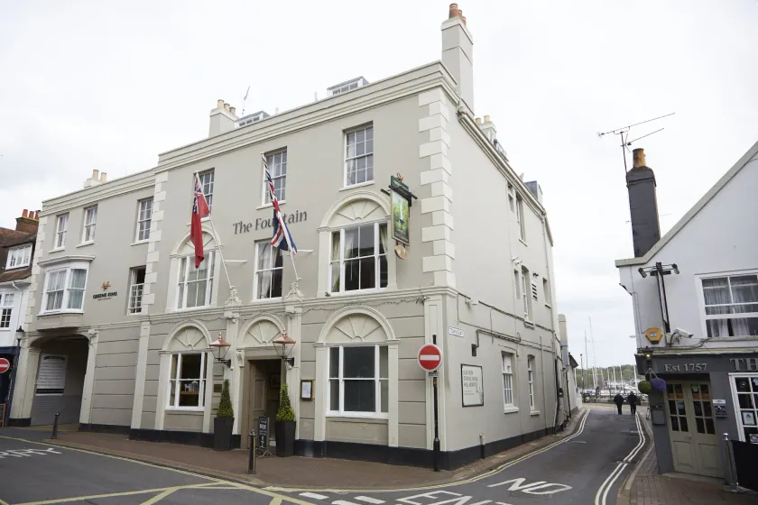 Fountain Inn by Greene King Inns - Image 1