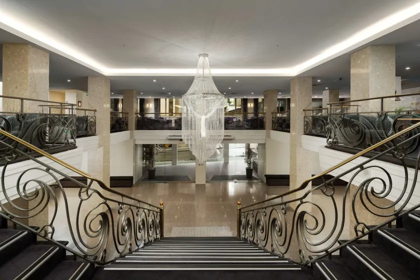 The Victoria Hotel - Image 1