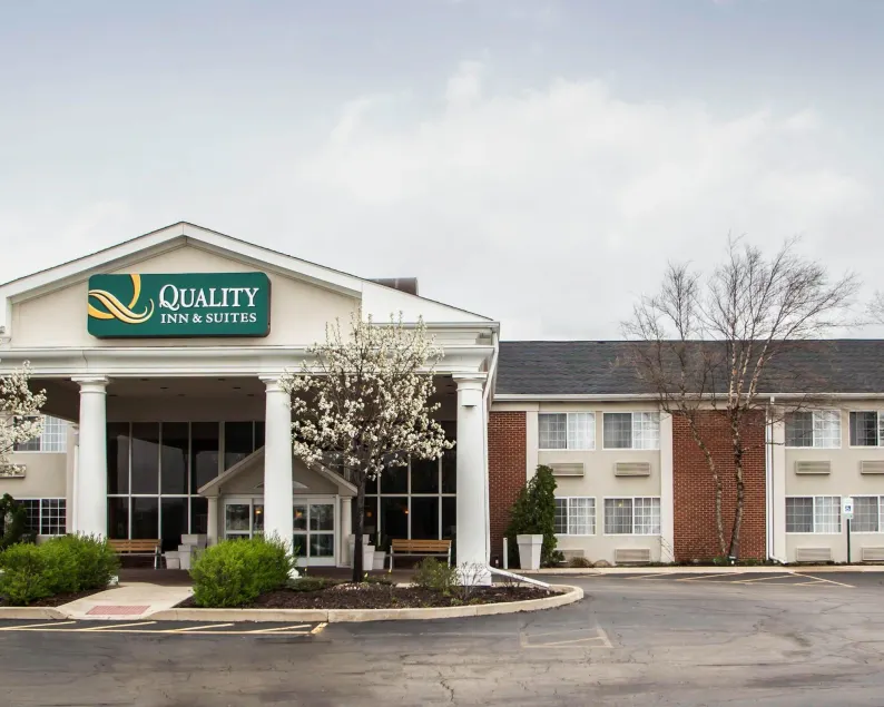 Quality Inn & Suites St Charles -West Chicago - Image 1
