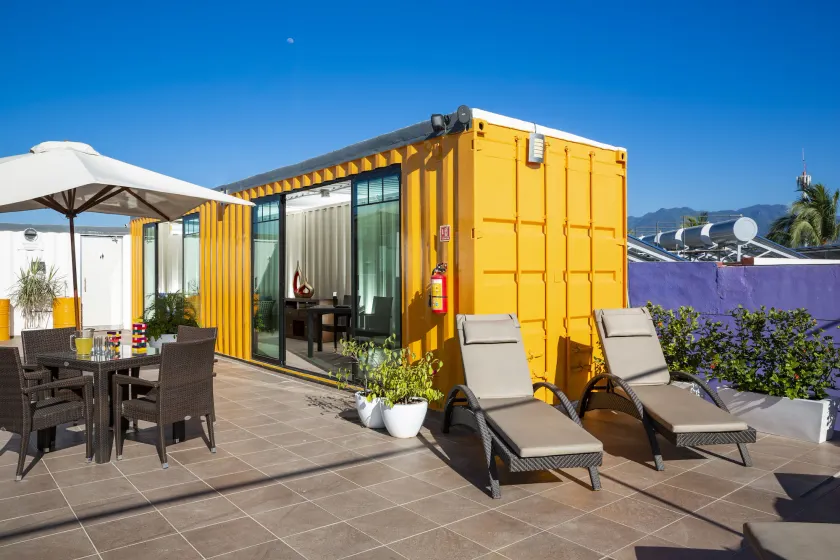 Container Inn Hotel Aeropuerto - Image 1