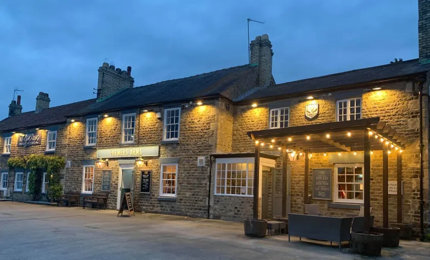 The Farmers Arms Inns - Image 1