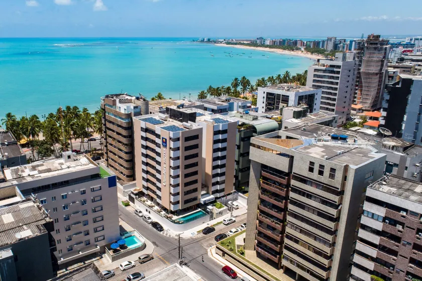 Comfort Hotel Maceió - Image 1