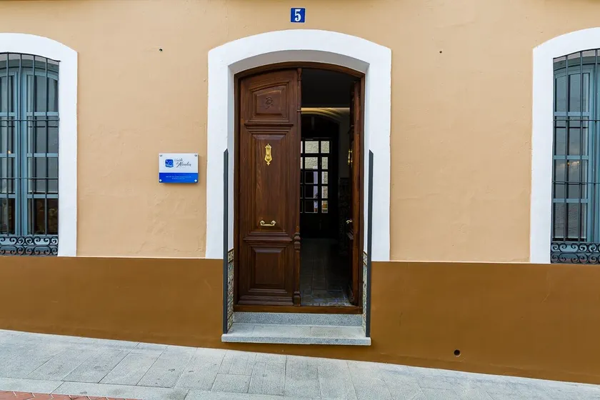 Hospedium Hotel El Nido de Alcudia Suites - Image 1