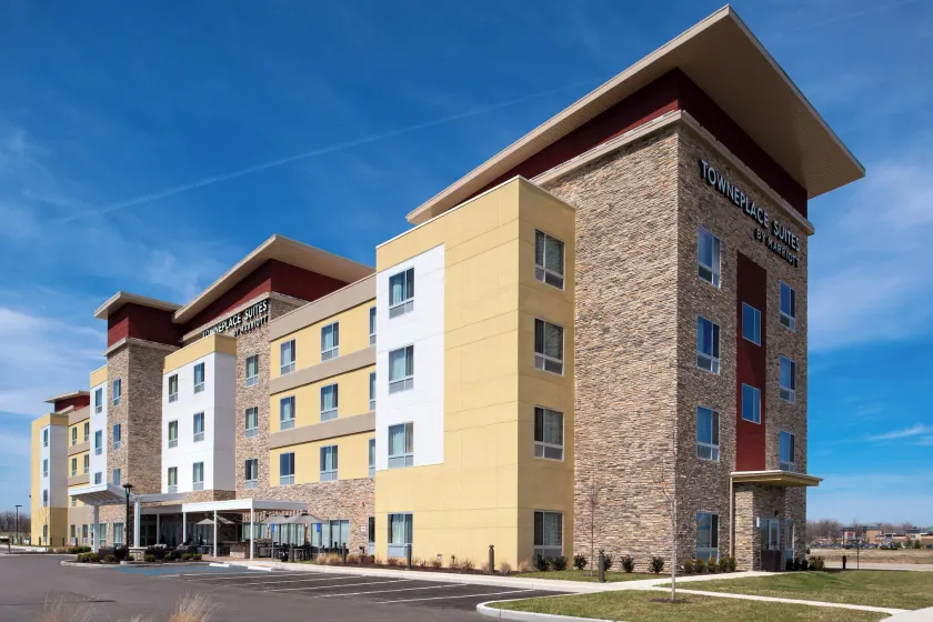 TownePlace Suites by Marriott St. Louis Chesterfield - Image 1
