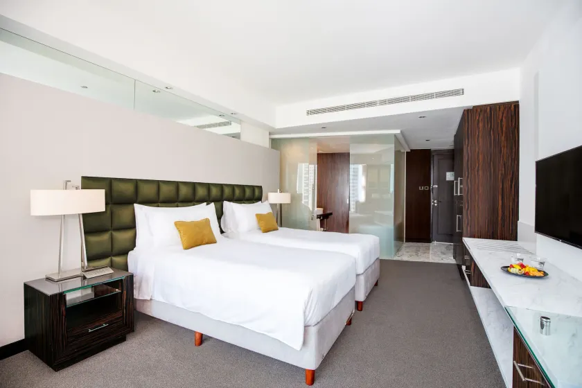 voco - Bonnington Dubai by IHG - Image 1