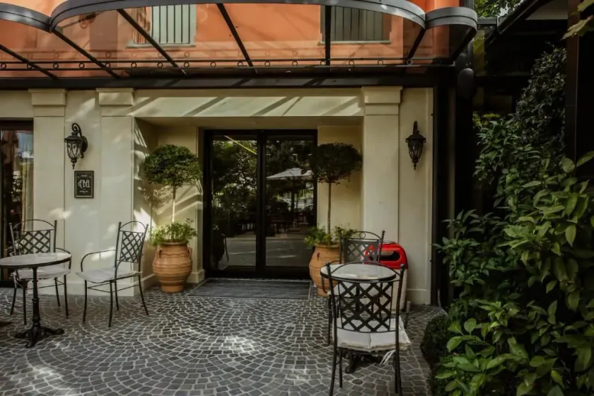 Ebel Boutique Hotel - Image 1