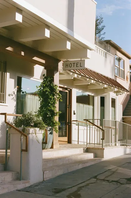 Gjelina Hotel - Image 1