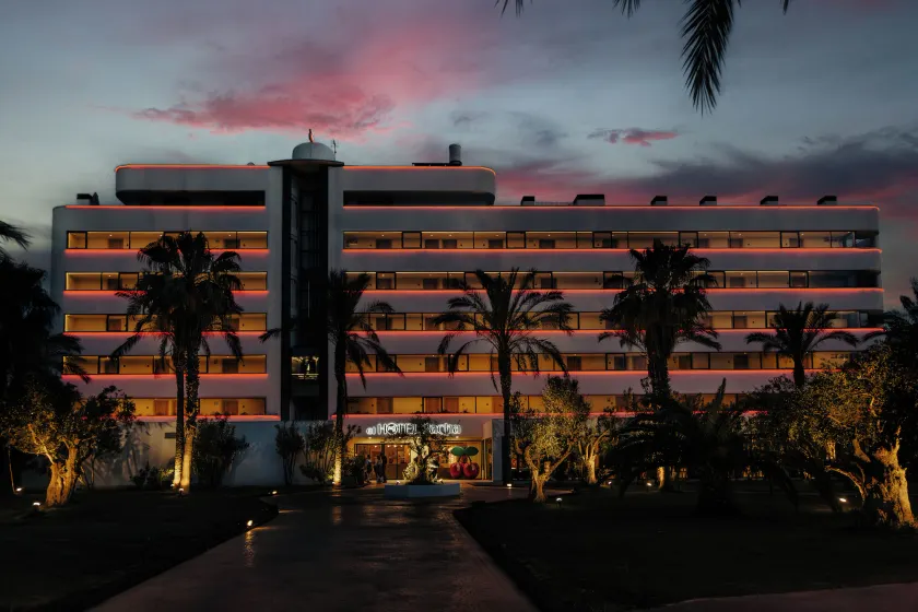 Pacha Hotel - Image 1