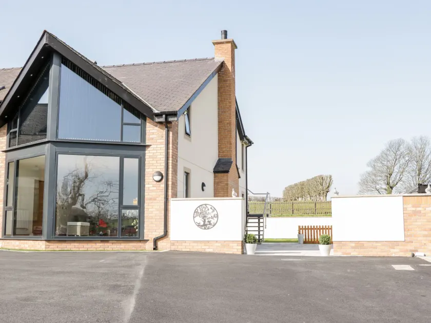 The Annexe - Image 1
