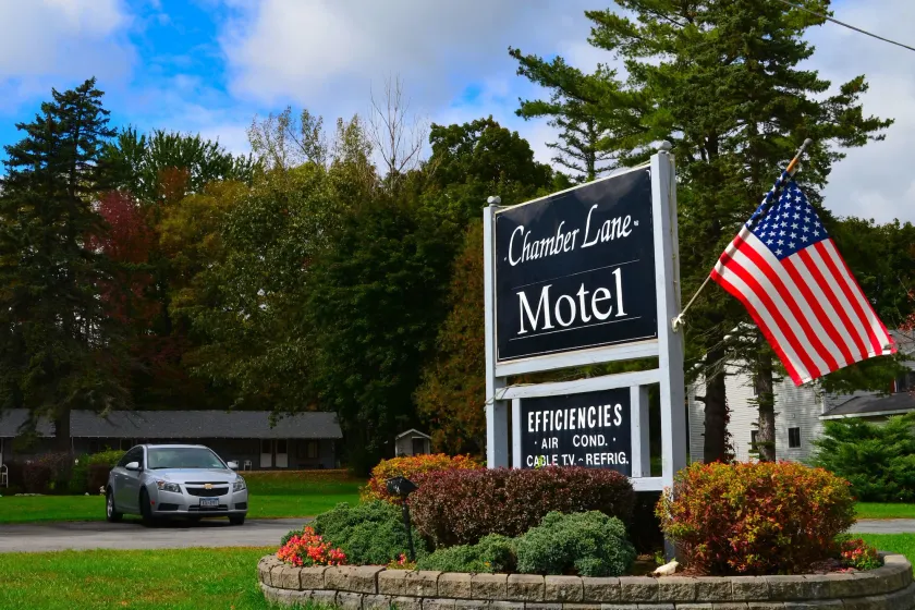 Chamber Lane Motel - Image 1