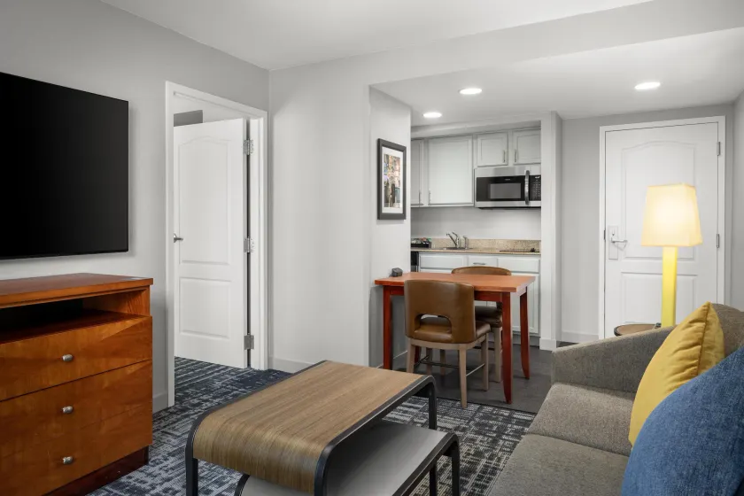 Homewood Suites by Hilton Dulles-North/Loudoun - Image 1