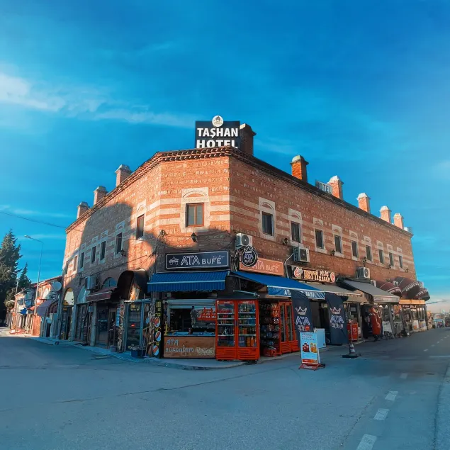 Taşhan Hotel - Image 1