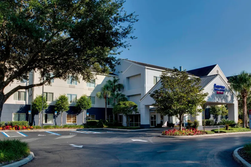 Fairfield Inn & Suites by Marriott Ocala - Image 1