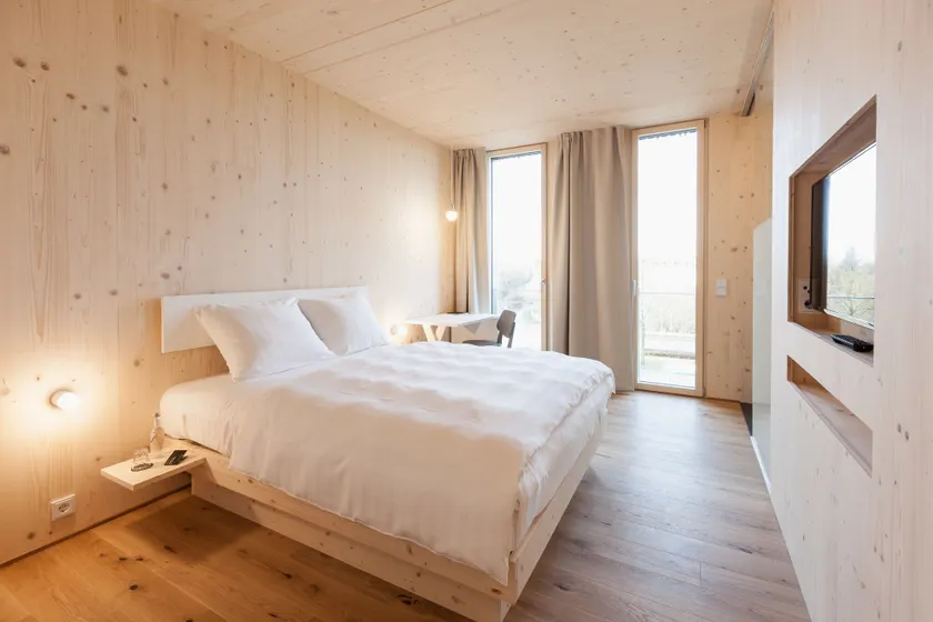 Bader Hotel - Image 1
