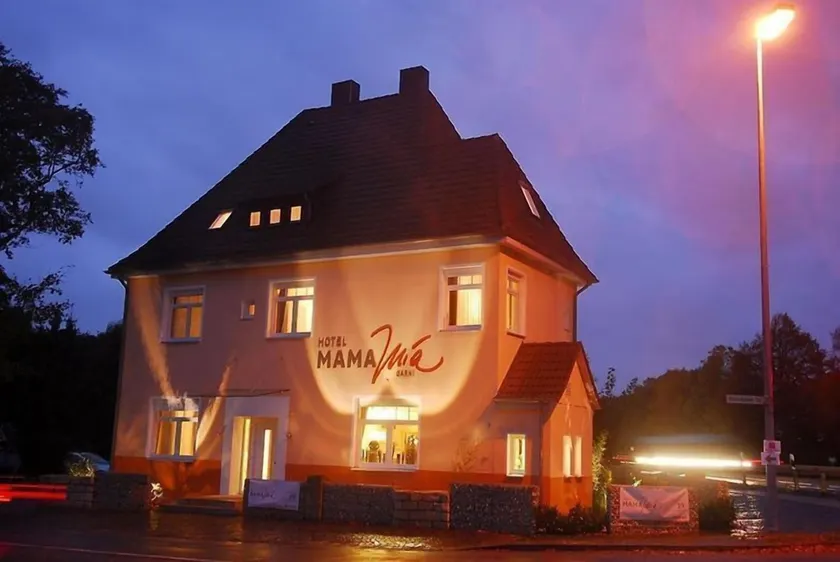 Adam Hotel - Image 1